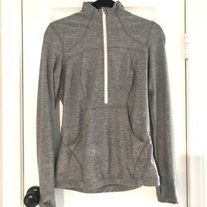 Lululemon 1/2 zip Pullover